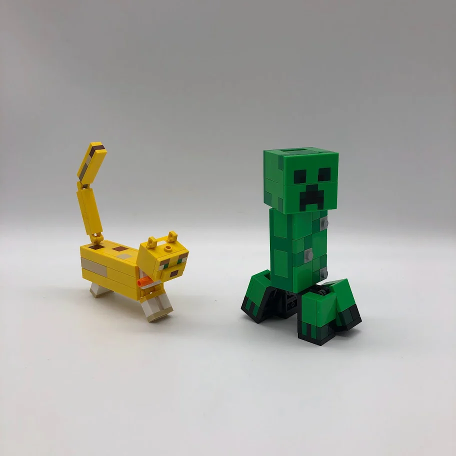 21156 BigFig Creeper and Ocelot [USED]