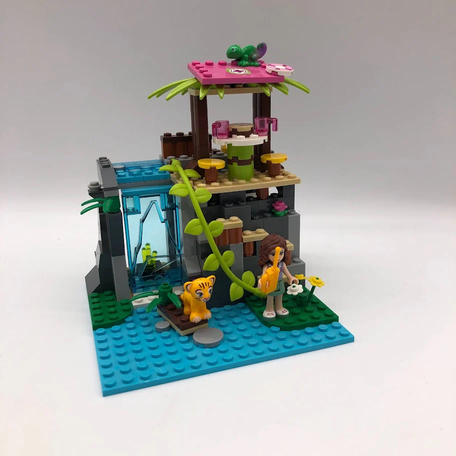 41033 Jungle Falls Rescue [USED]