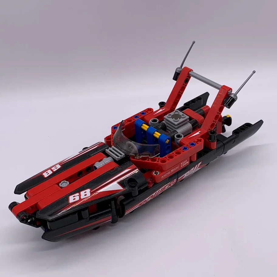 42089 Power Boat [USED]