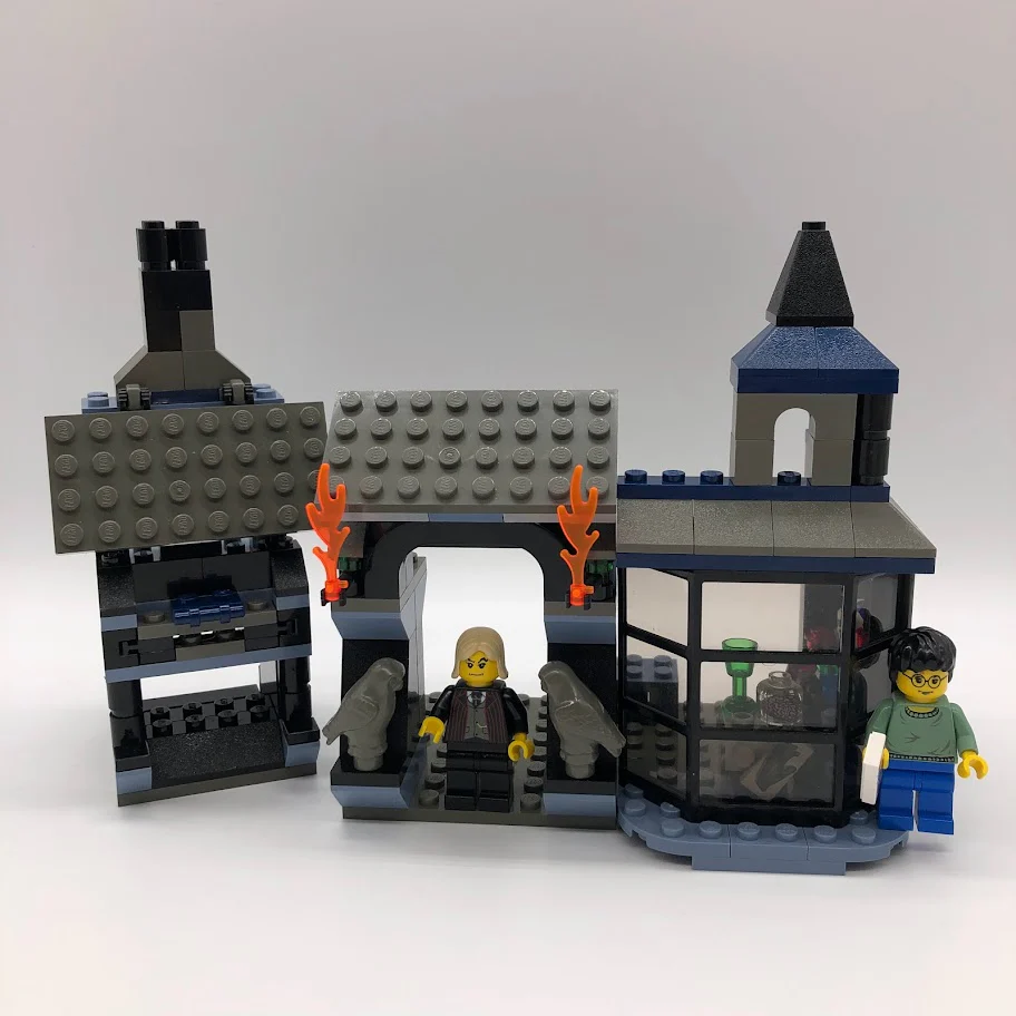 4720 Knockturn Alley [USED]