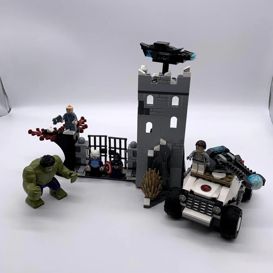76041 The Hydra Fortress Smash [USED]