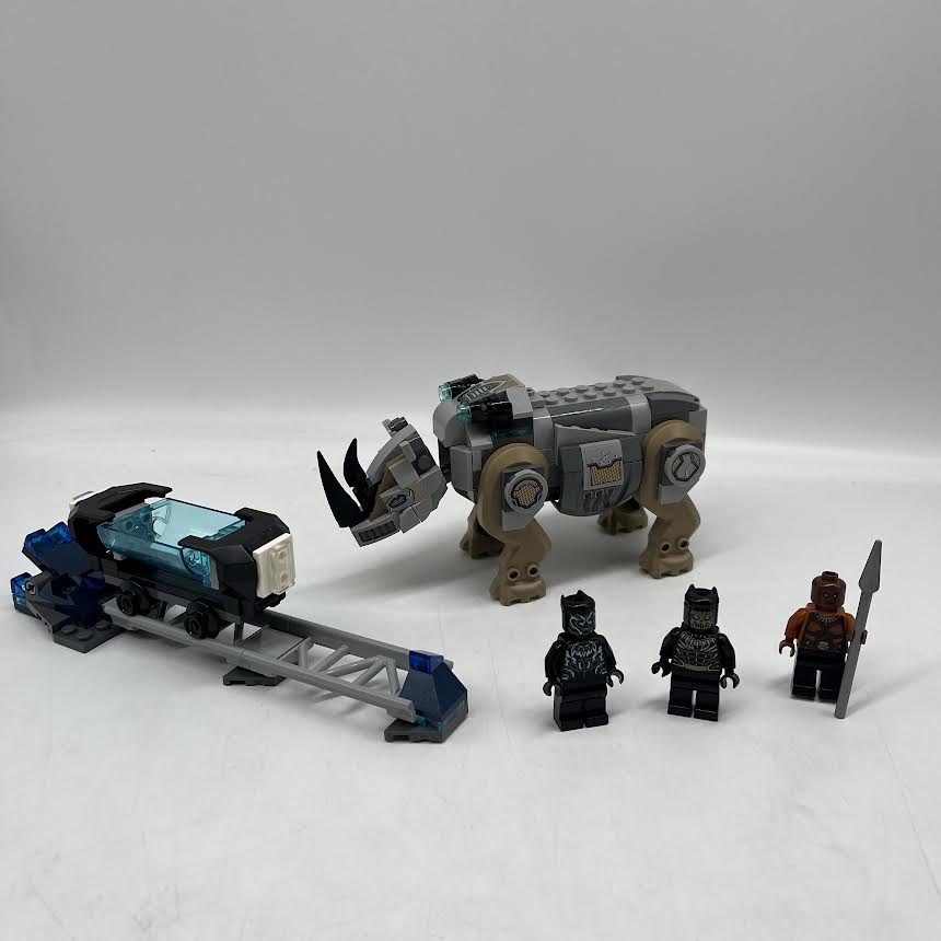 76099 Rhino Face-Off by the Mine - Used LEGO Marvel Set