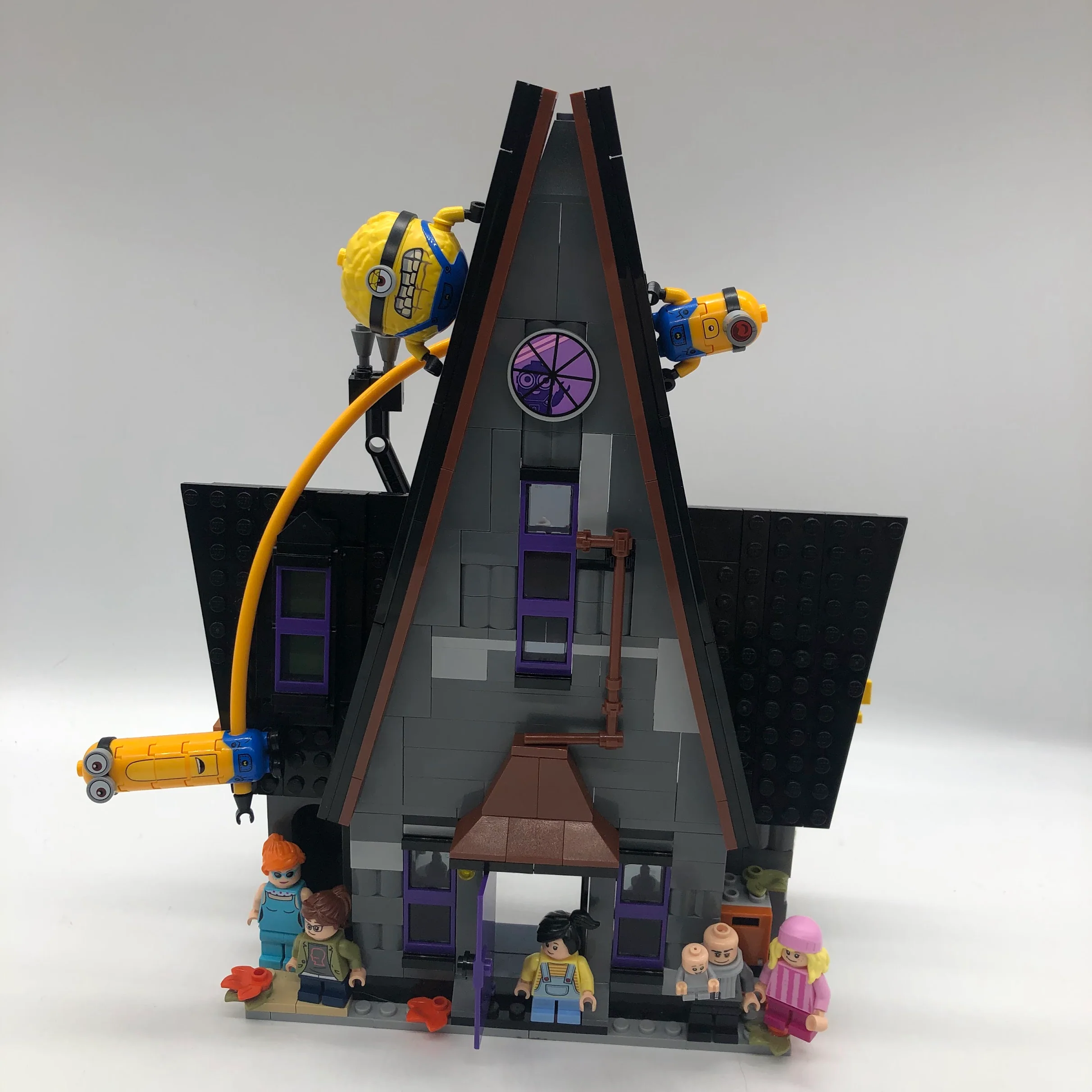 SALE! 20% OFF! Minions and Gru's Family Mansion 75583 - Used LEGO Minions Set