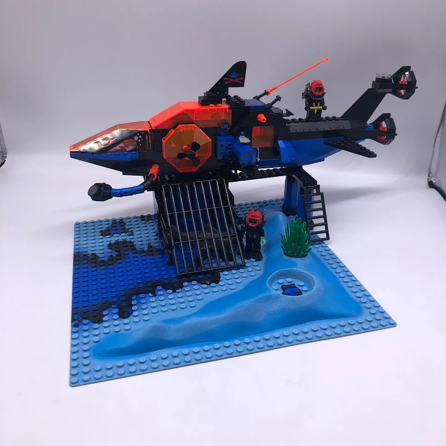 Shark's Crystal Cave 6190 - Used LEGO Aquasharks set