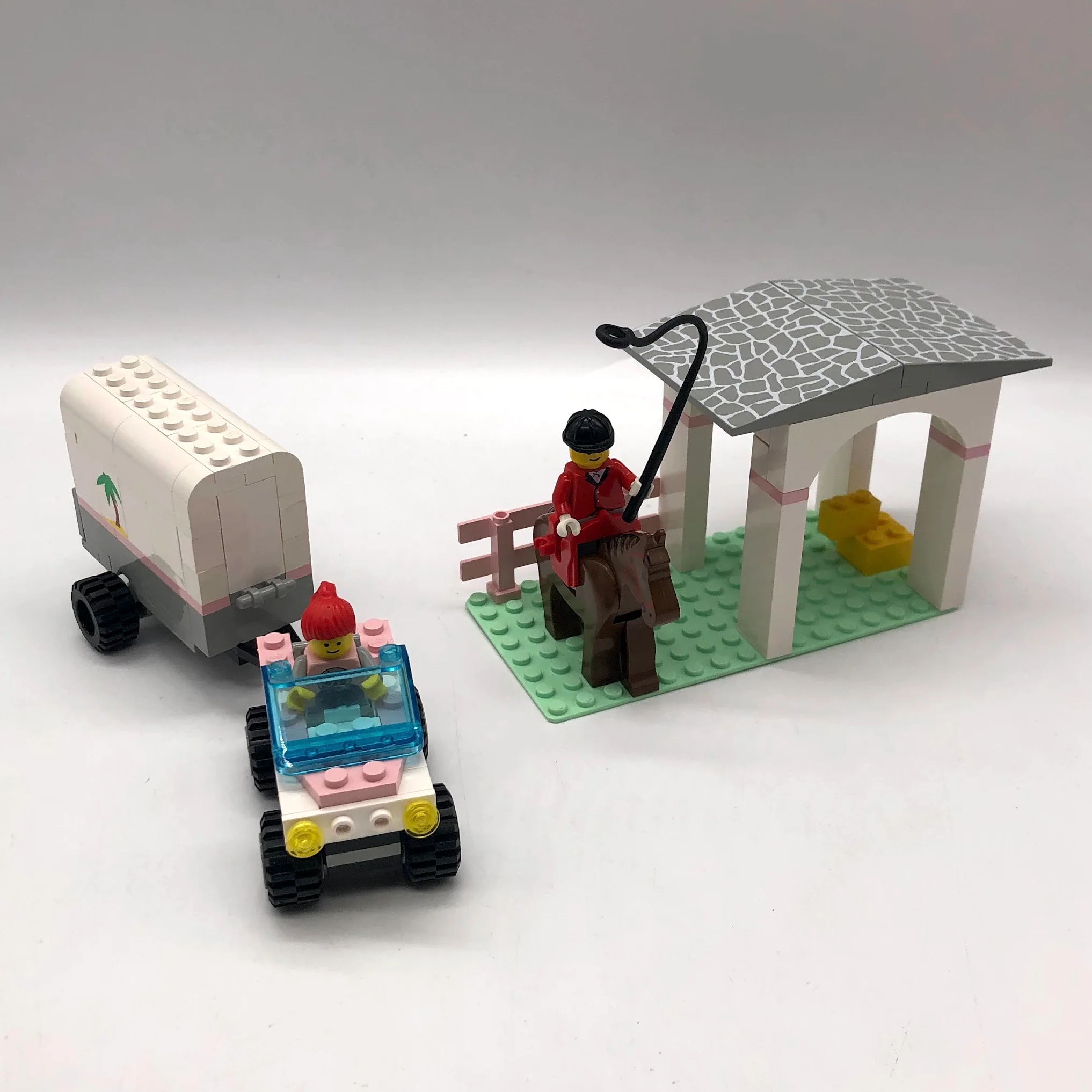 Sunset Stables 6405 - Used, Vintage LEGO Town Paradisa Set